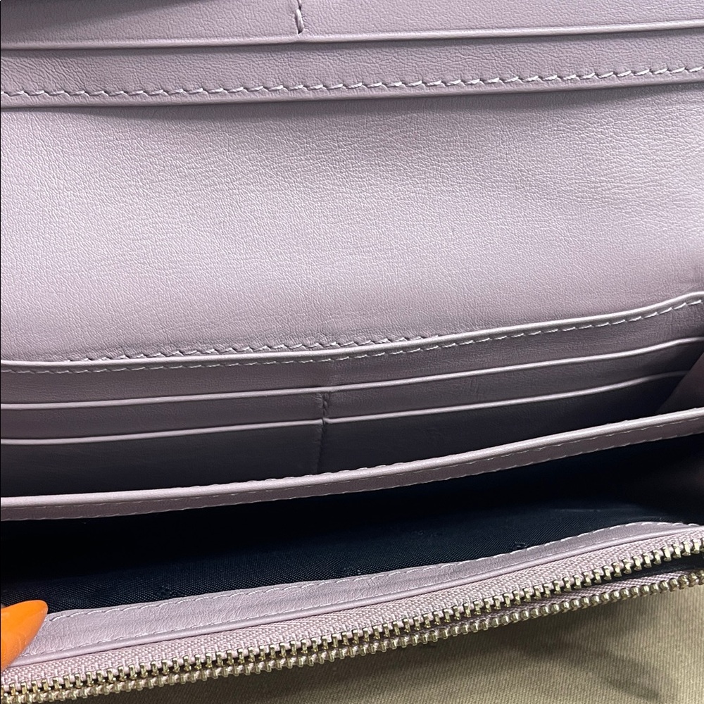 **FULL INCLUSION** Burberry Pink and Tan Wallet - Picture 6 of 12